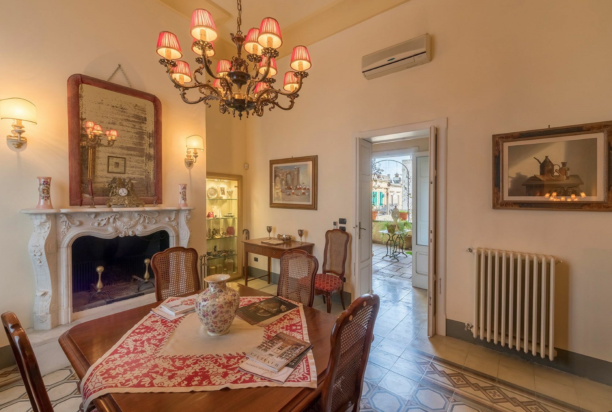 Antica Dimora Villa Della Lupa Лече Екстериор снимка